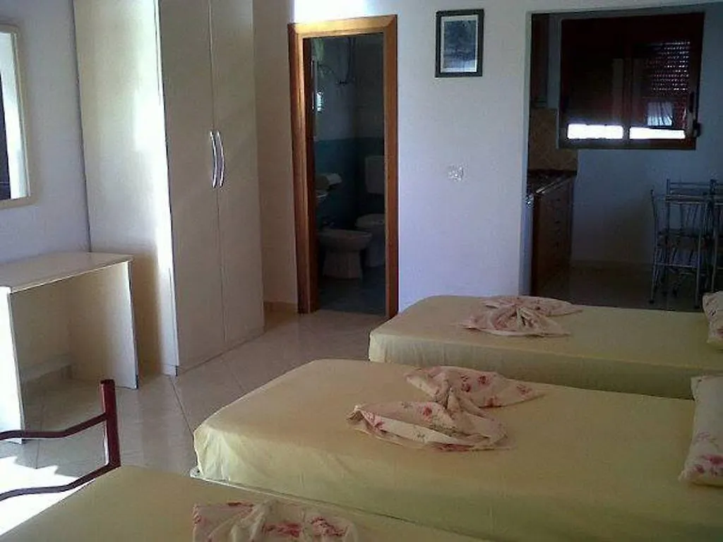 Residence Jazoj Radhime 4*,  Albania