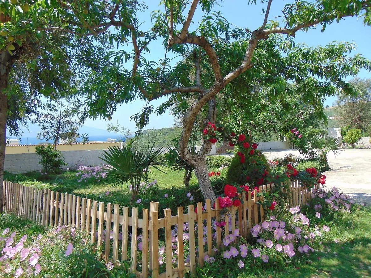 Residence Jazoj Radhime 4*,  Albania